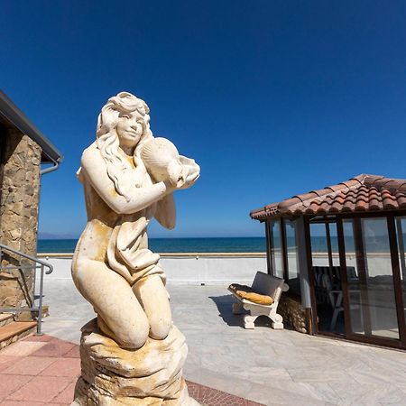 Вилла Casa Vacanza Barbera - In Riva Al Mare Траппето Экстерьер фото