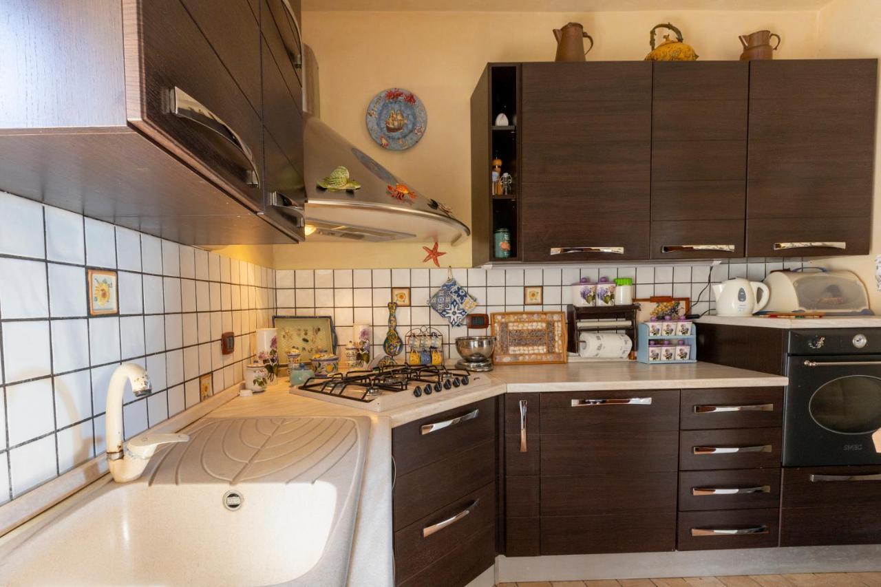 Вилла Casa Vacanza Barbera - In Riva Al Mare Траппето Экстерьер фото