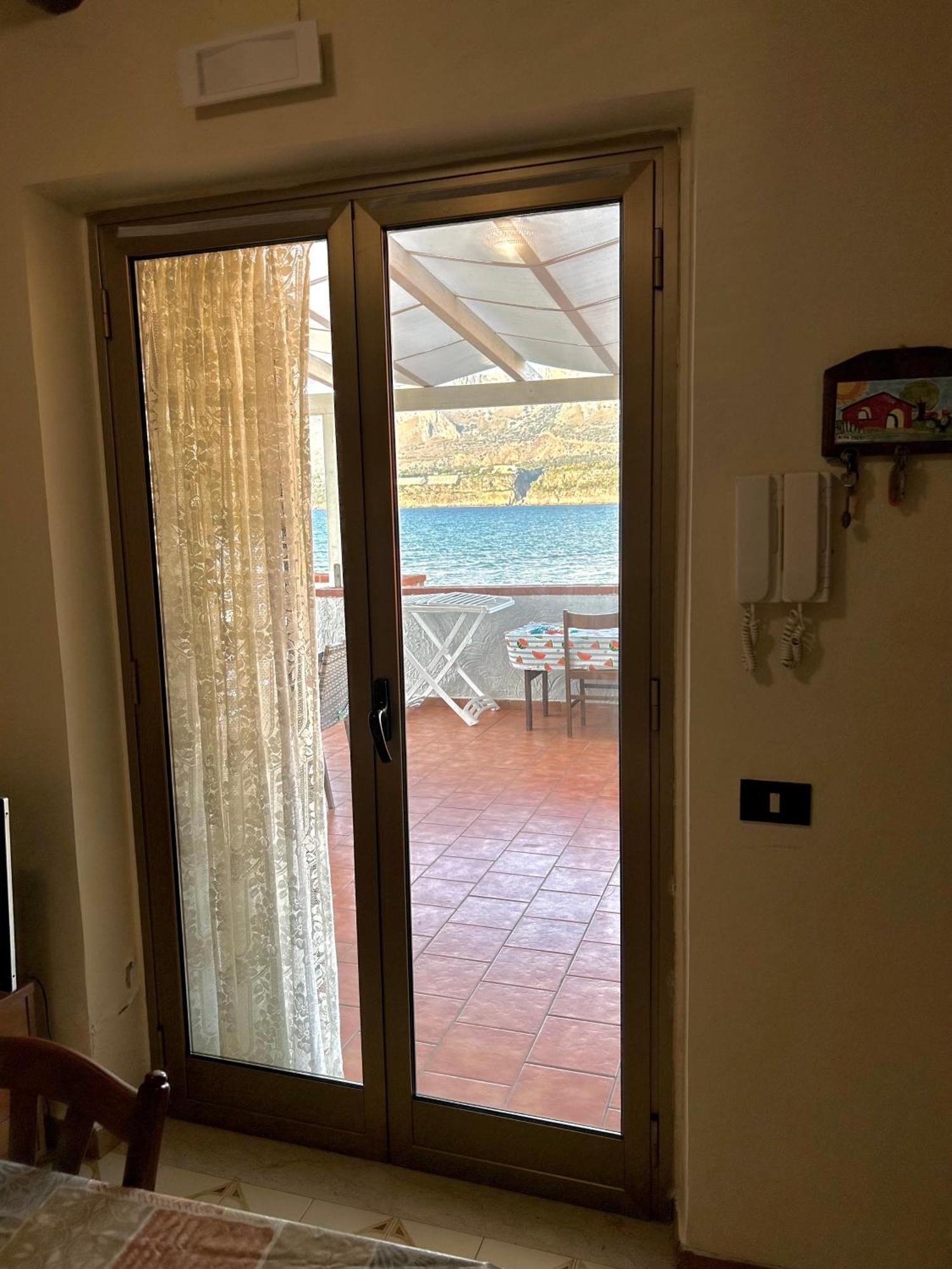 Вилла Casa Vacanza Barbera - In Riva Al Mare Траппето Экстерьер фото