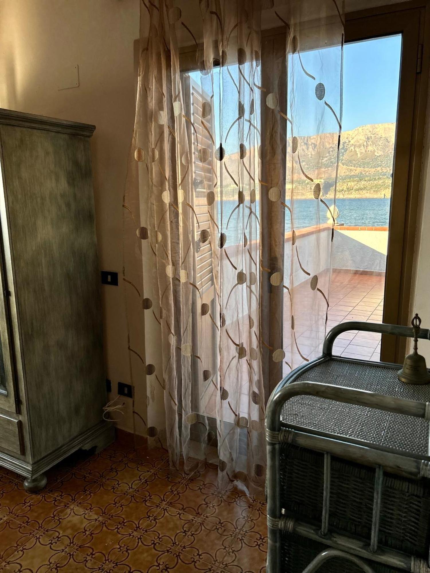 Вилла Casa Vacanza Barbera - In Riva Al Mare Траппето Экстерьер фото