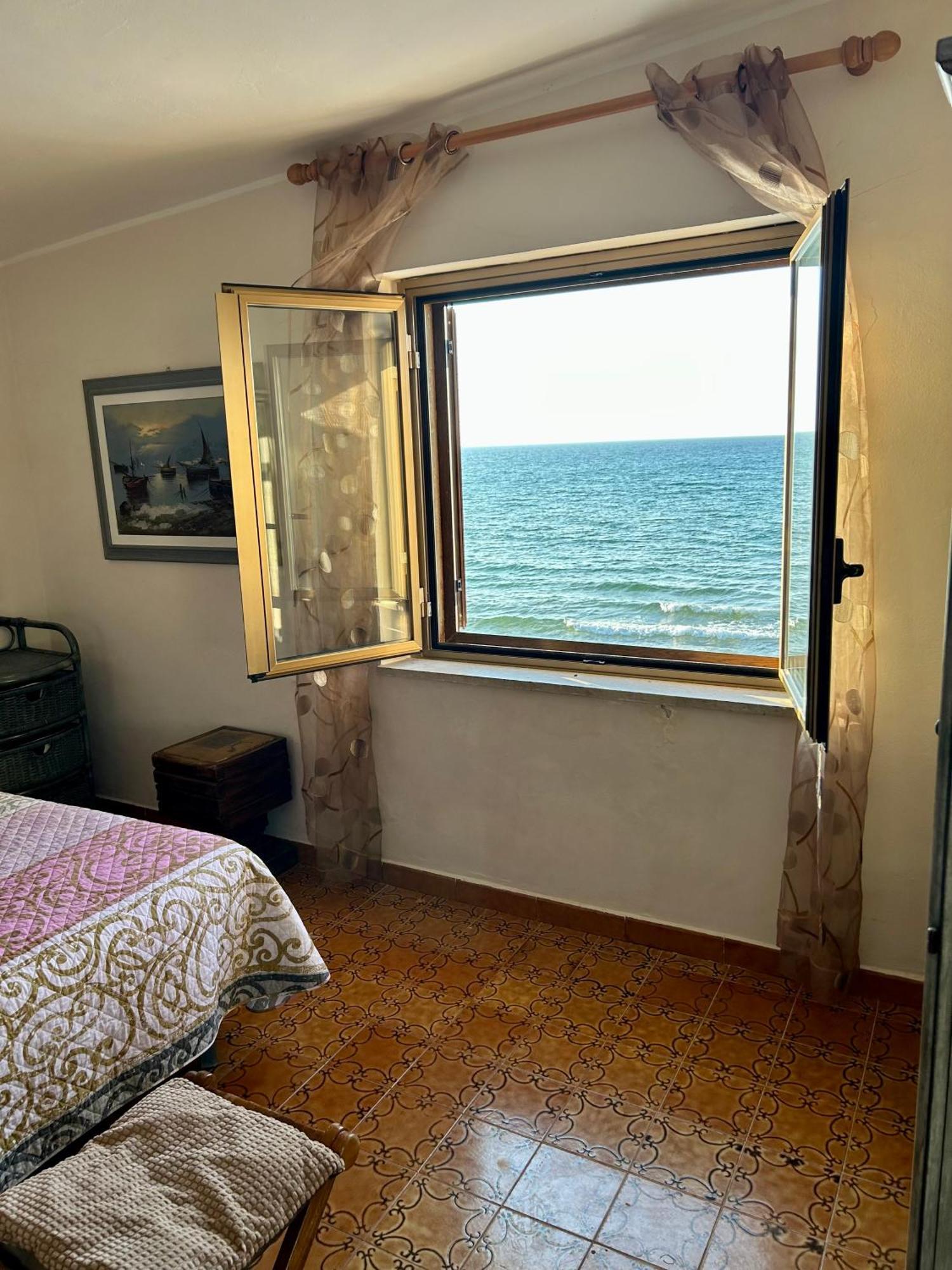 Вилла Casa Vacanza Barbera - In Riva Al Mare Траппето Экстерьер фото