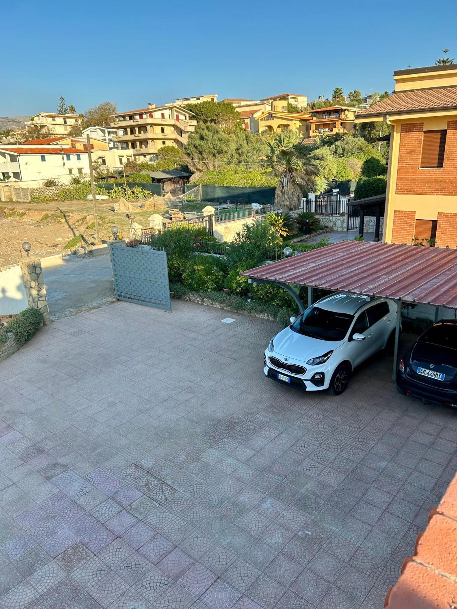 Вилла Casa Vacanza Barbera - In Riva Al Mare Траппето Экстерьер фото