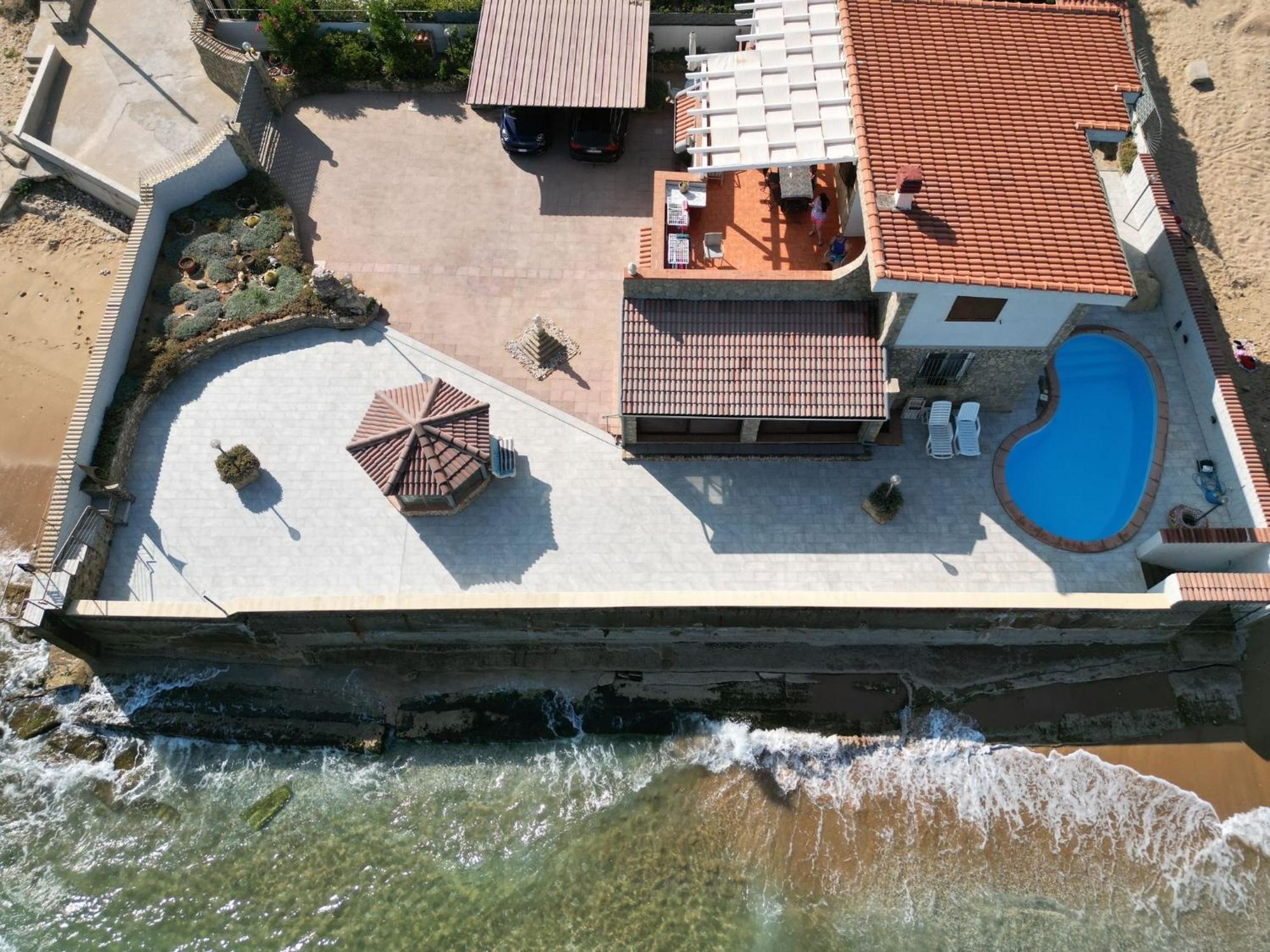 Вилла Casa Vacanza Barbera - In Riva Al Mare Траппето Экстерьер фото
